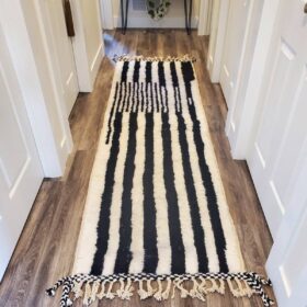 Idir- Beni Ourain Rug 6x9 – White and Pink Striped Carpet | Moroccan Handmade Wool Rug