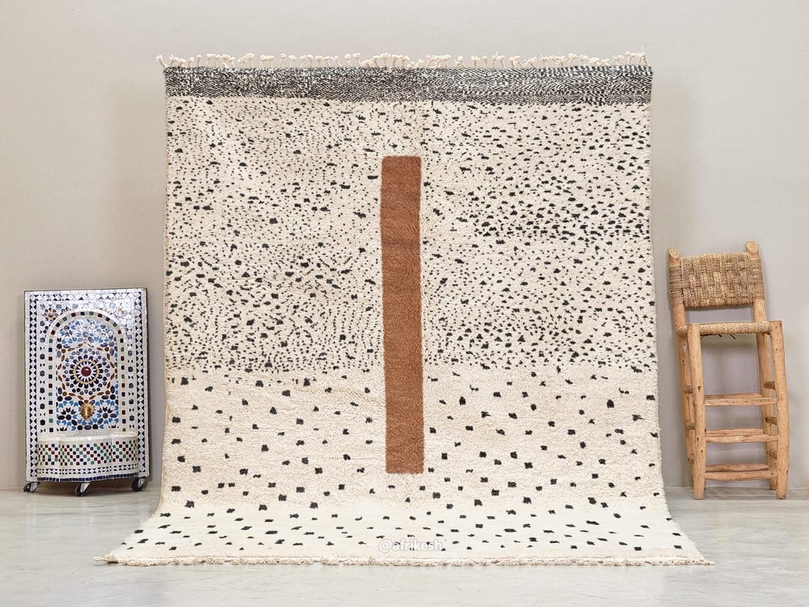 LAYTH – Beni Ourain Custom Moroccan Rug – White and Brown Dotted Rug - Image 2
