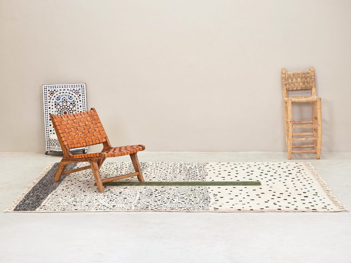 LAYTH – Beni Ourain Custom Moroccan Rug – White and Green Dotted Rug - Image 4