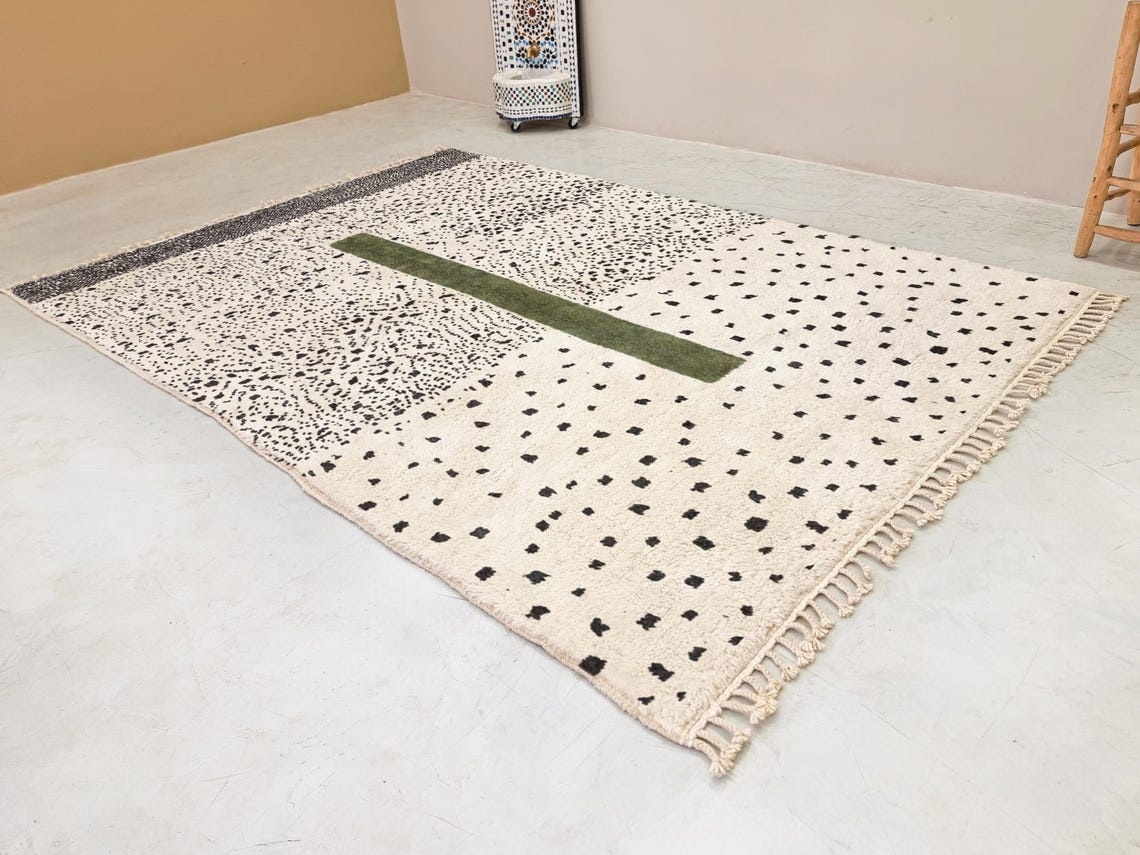 LAYTH – Beni Ourain Custom Moroccan Rug – White and Green Dotted Rug - Image 3