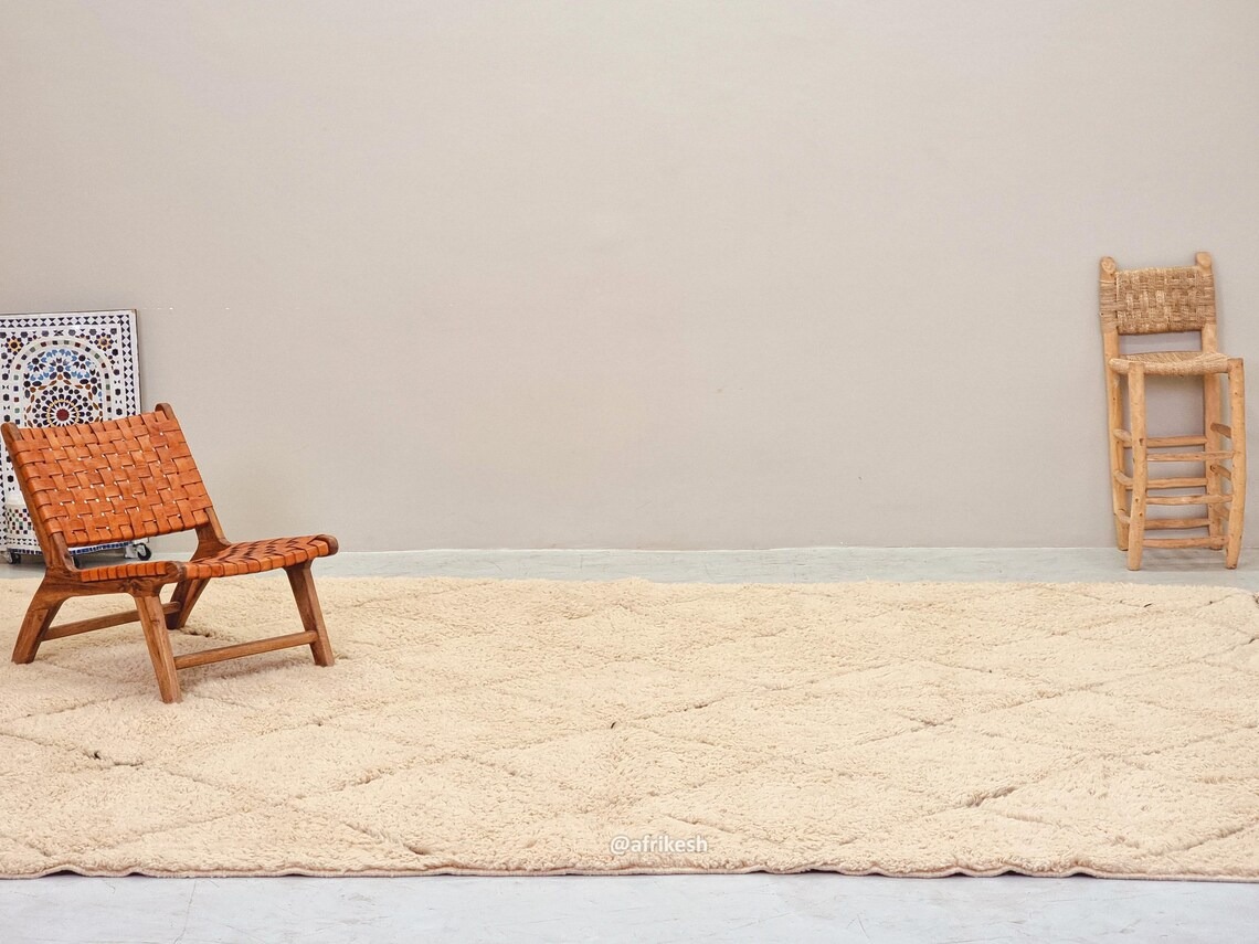 Tazirit– Moroccan Beni Ourain Beige Rug – Custom Geometric Rug - Image 4