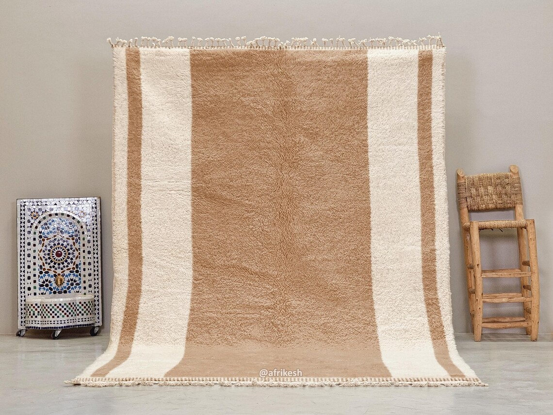 Abrid - Beni Ourain Beige And White Rug - Moroccan Striped Carpet - Image 2