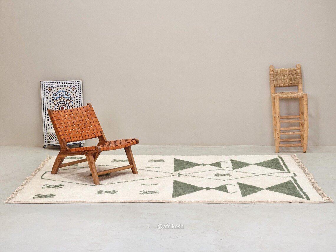 Shadi– Beni Ourain Green and White Moroccan Rug – Custom Geometric Rug - Image 4