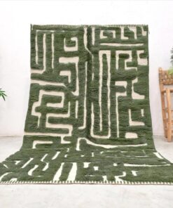 Alternative view of Tazgzout – Dark Green And White Mororccan Rug – Beni Mrirt Tufted Rug