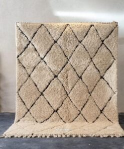 Alternative view of Rafaf – Cream And black Moroccan Rug – Berber Beni Ourain Tufted Carpet 5x6